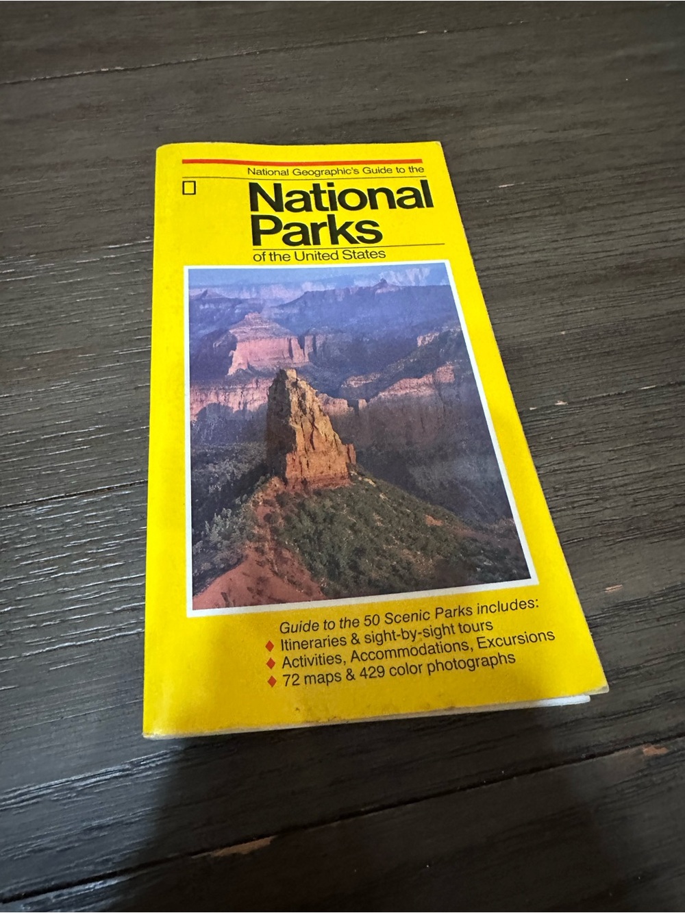 National Geographic Yellow National Parks Guidebook